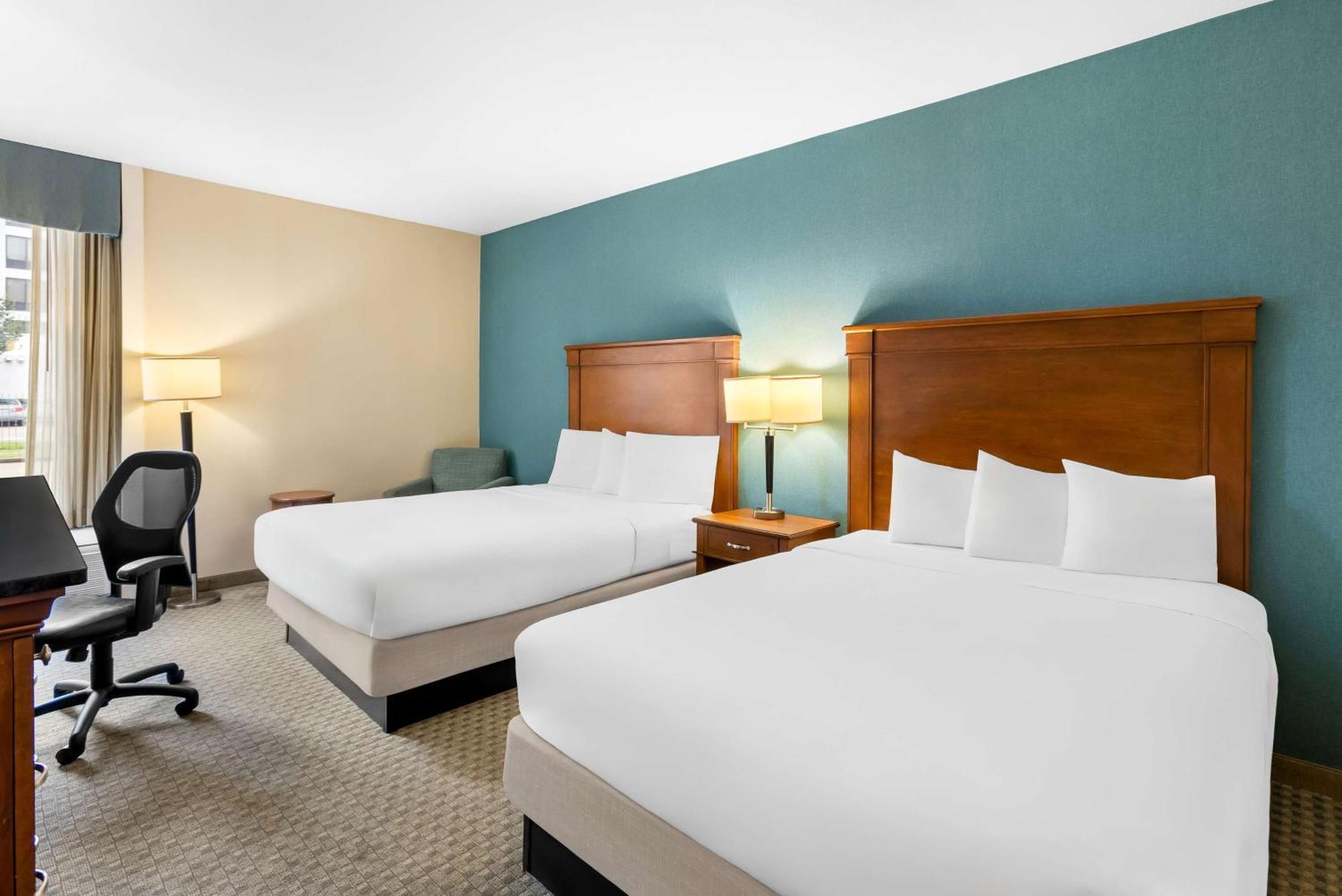 Готель Sonesta Essential Houston Hobby Airport Екстер'єр фото